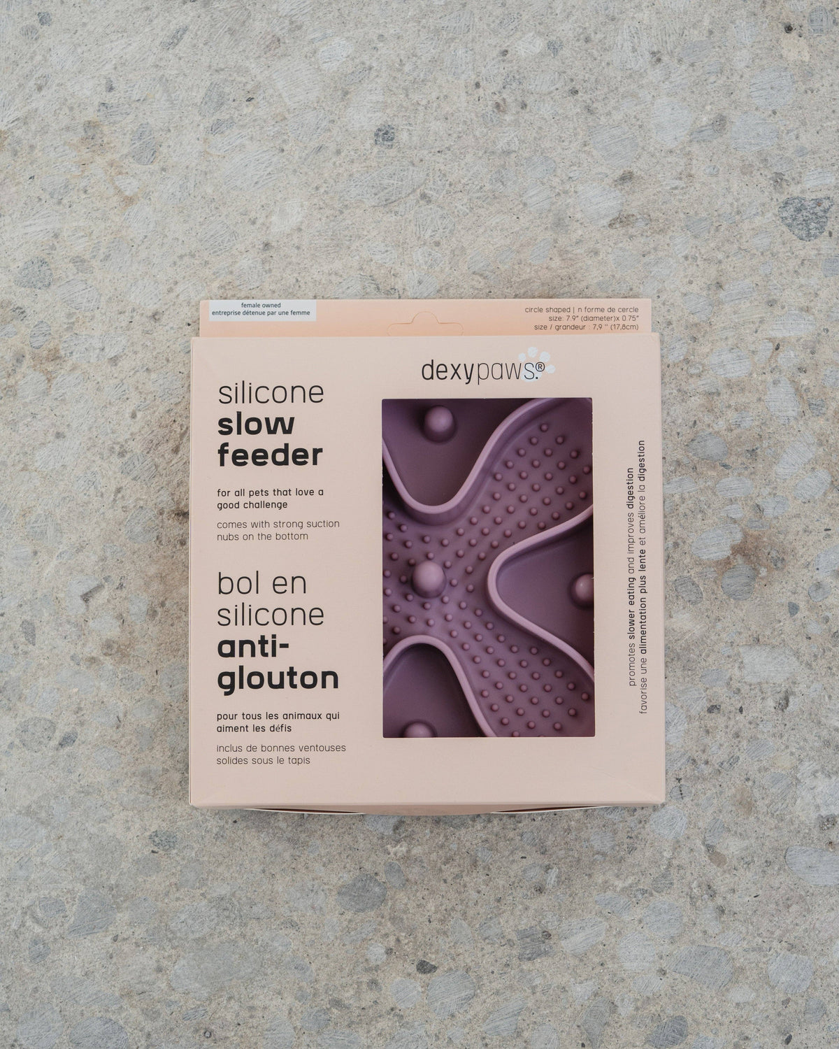 Distributeur alimentaire anti-glouton rose blush Hide and Seek